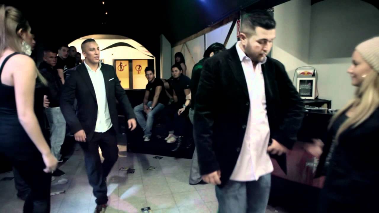 Farid Bang feat. Summer Cem - ES IST SOWEIT