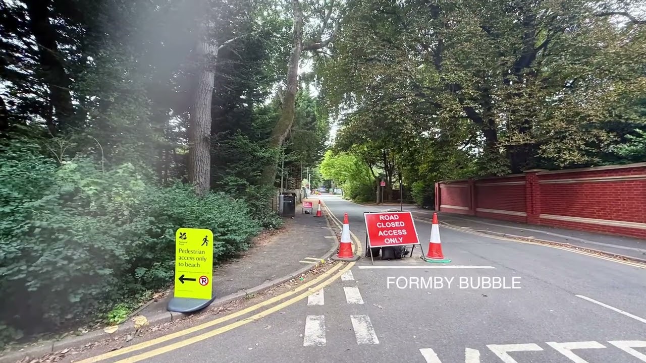 Sunny Days causing Parking chaos in Formby