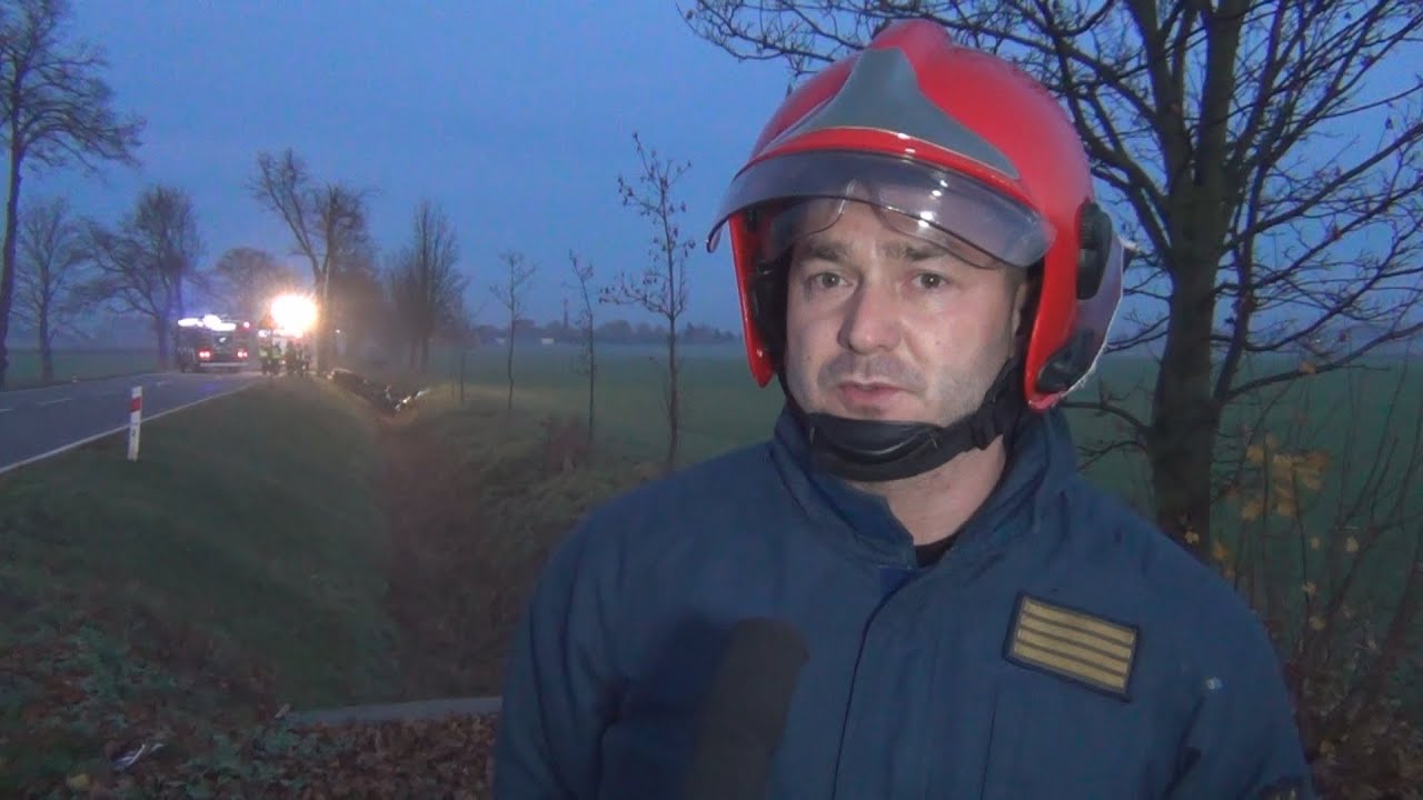 3 OSOBY ZGINĘŁY, 17-LATKA WALCZY O ŻYCIE. TRAGICZNY WYPADEK NA DK-22 – 09.11.2014