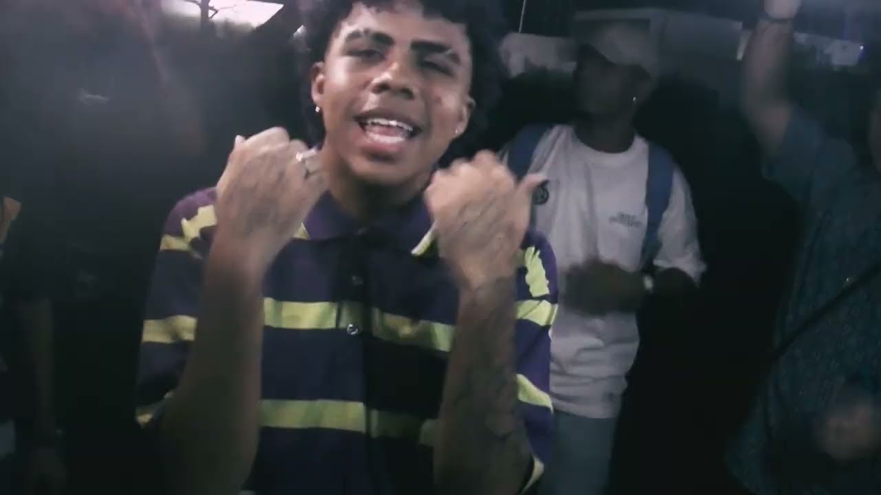 UH OKAY - @uvaaaaa, @brokedowly, @Painn-n (esedecé oficial)