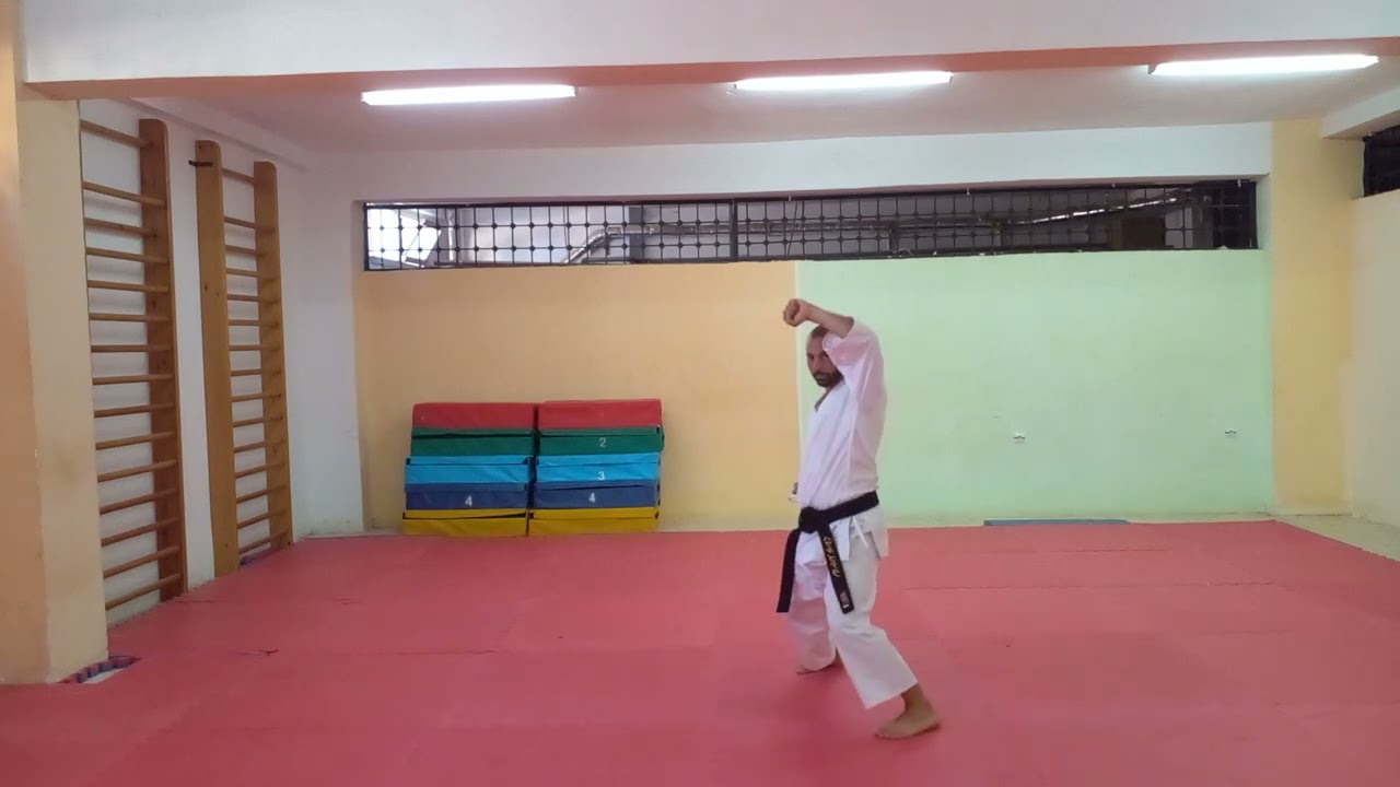 كراتي كاتا هانجتسو (HANGETSU)