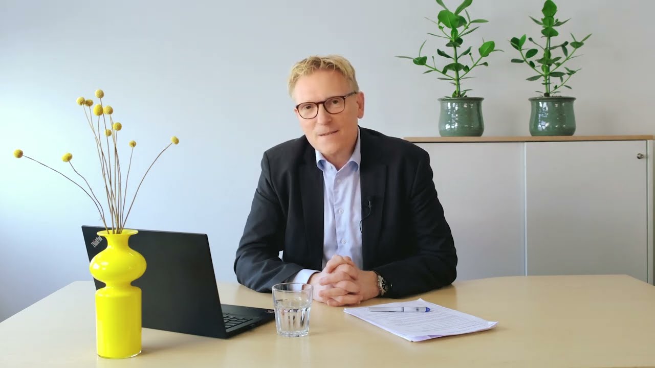 Lægemidler rettet imod forebyggelse og behandling af bakteriel bughindebetændelse.