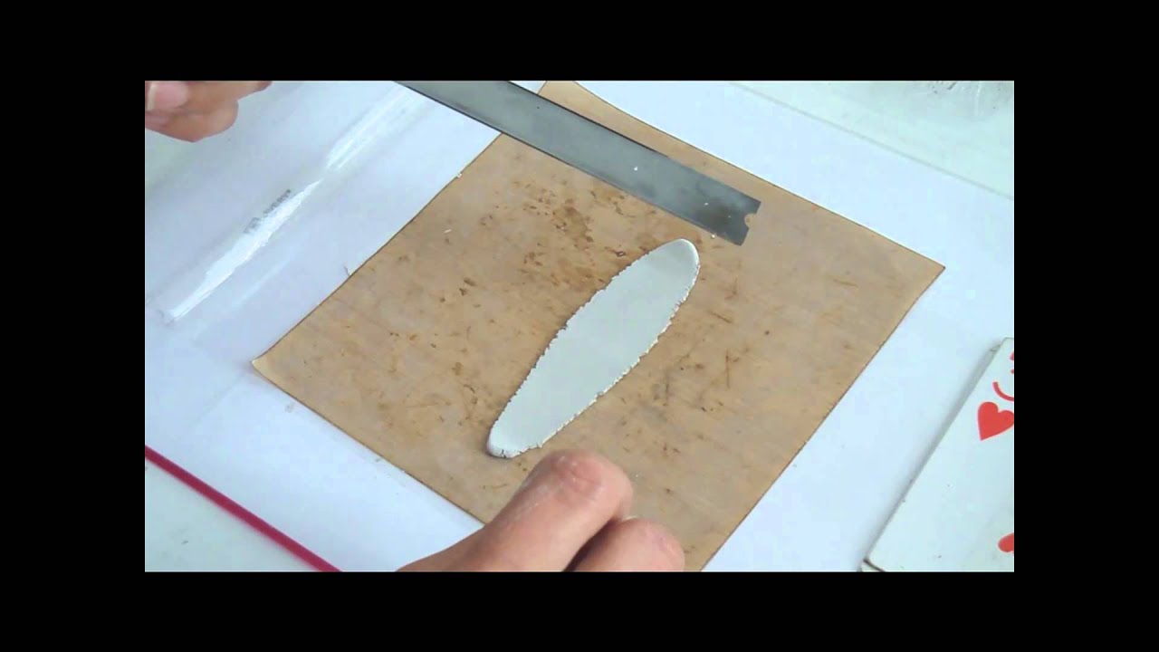 How to use a tissue blade for metal clay