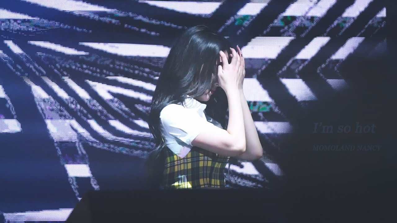 190404 MOMOLAND 모모랜드 I'mSoHot 암쏘핫 Nancy 낸시 FANCAM 직캠 @ Hong Kong Fan Meeting