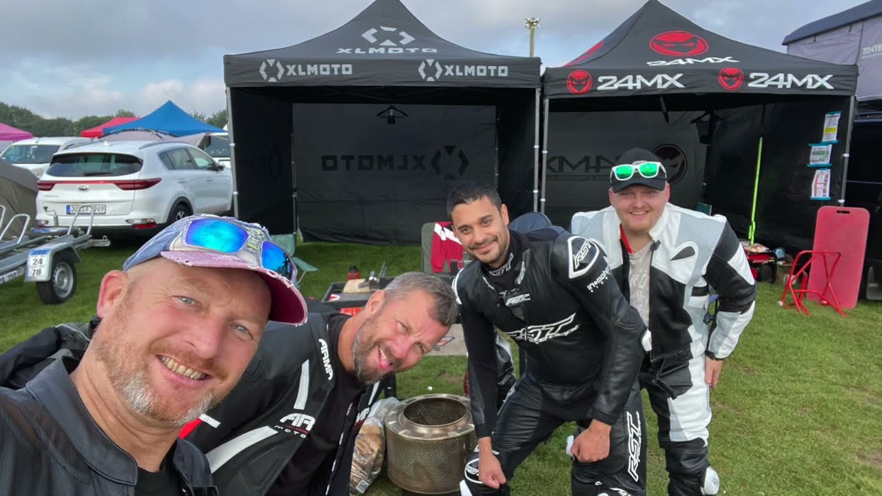 The 400 gang at Cadwell Moto 2023