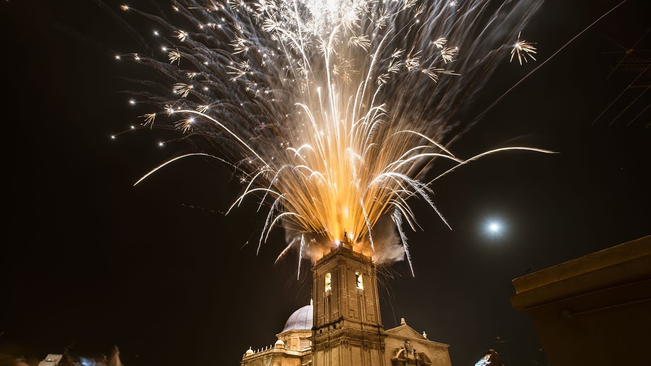 Elche Fireworks Spain Thousands of Rockets at Once Nit de l’Albà