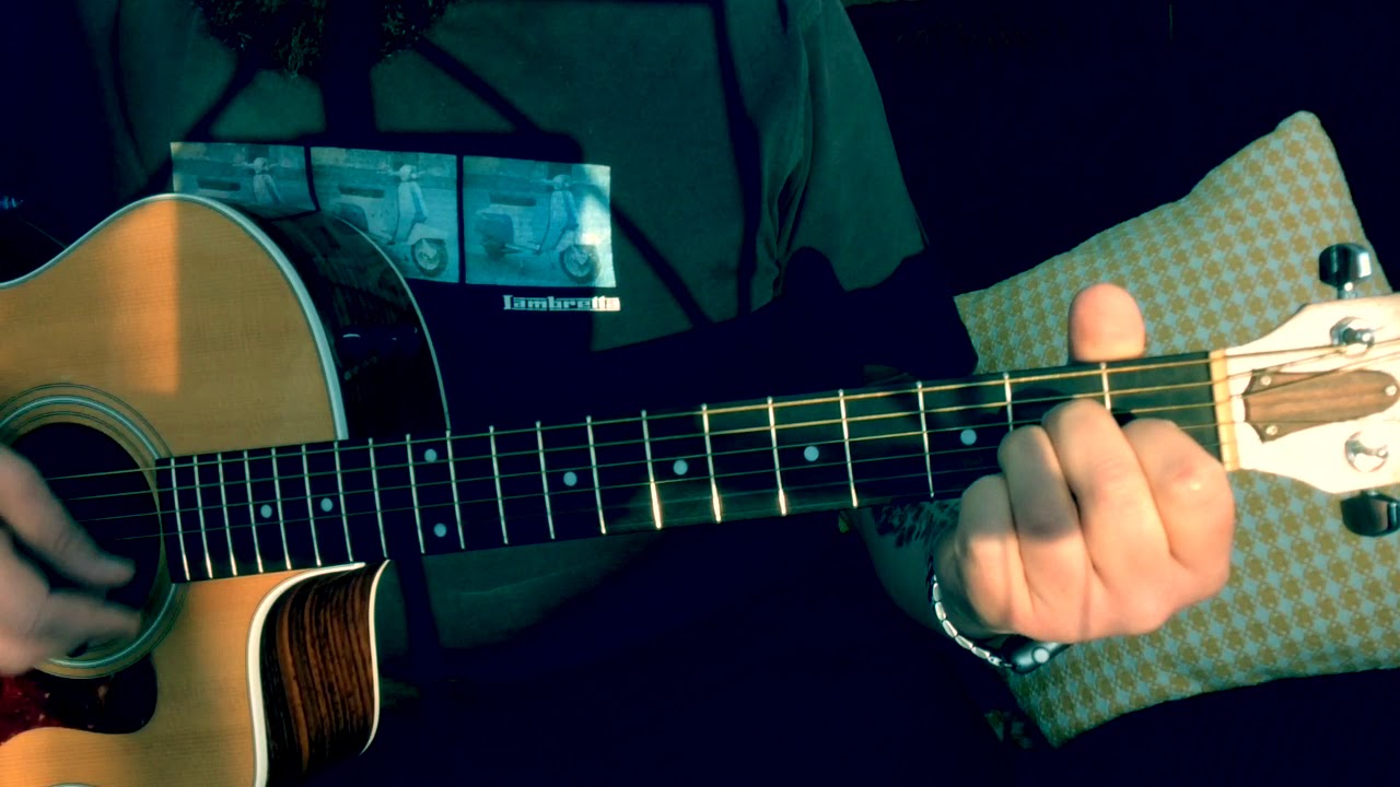R.E.M-Losing My Religion-Acoustic Guitar Lesson.