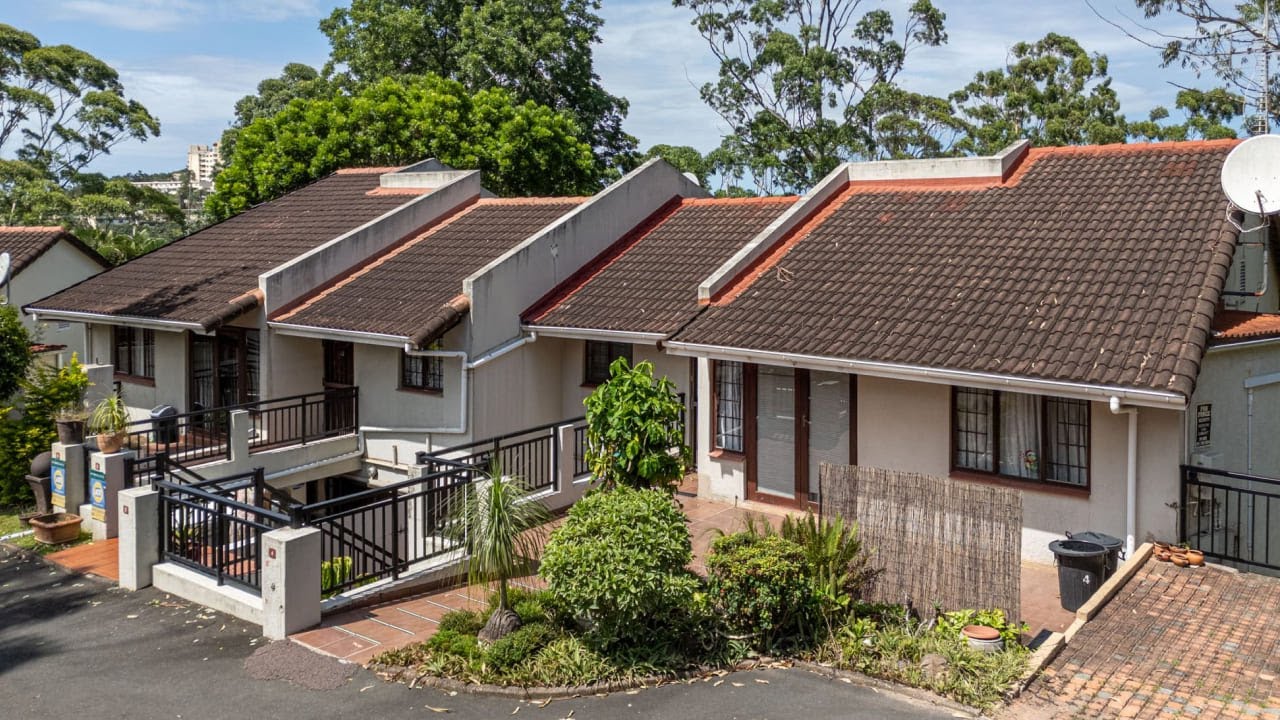 Unit 2 Santillana, Cowies Hill