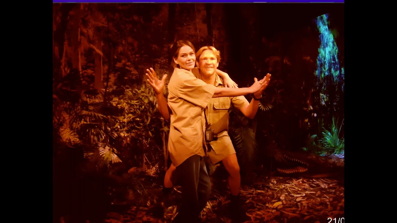 Elizabeth & Megan visit Madame Tussauds in Darling Harbour 2026.
