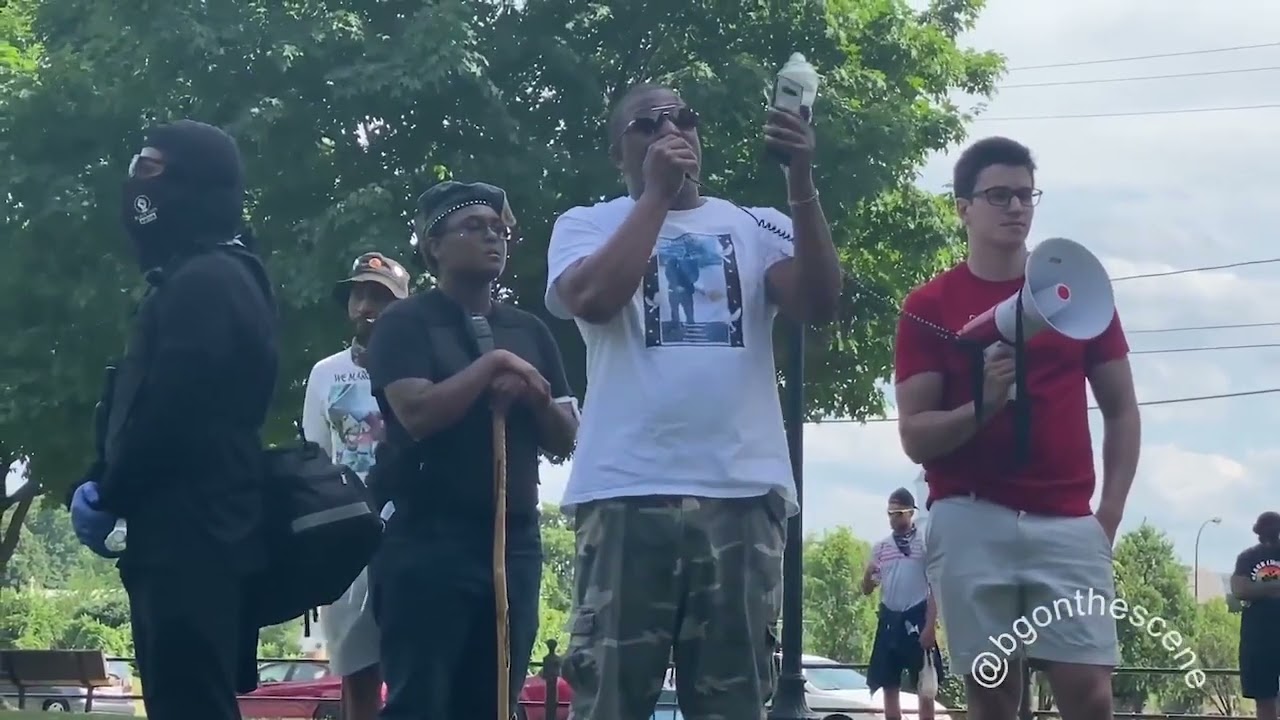 Jayland Walker's Cousin Addresses Protesters in Akron