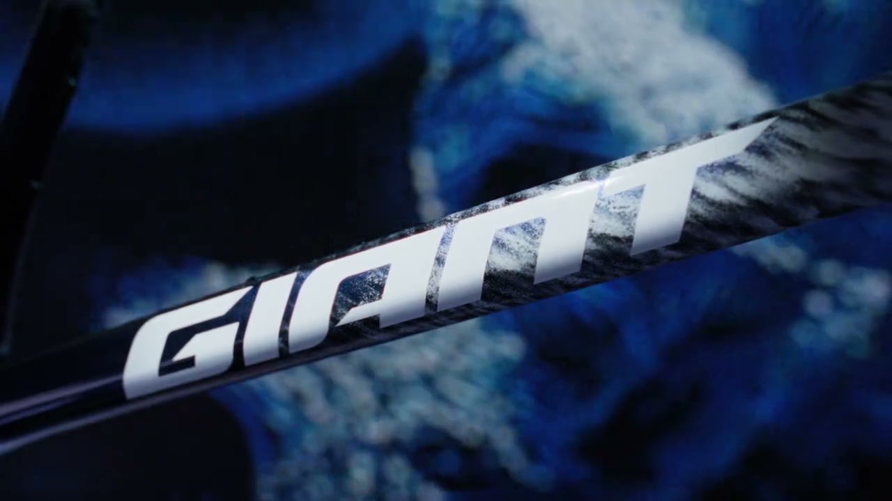 Introducing the New TCR Advanced SL Frameset in Polar Tide | Giant Bicycles