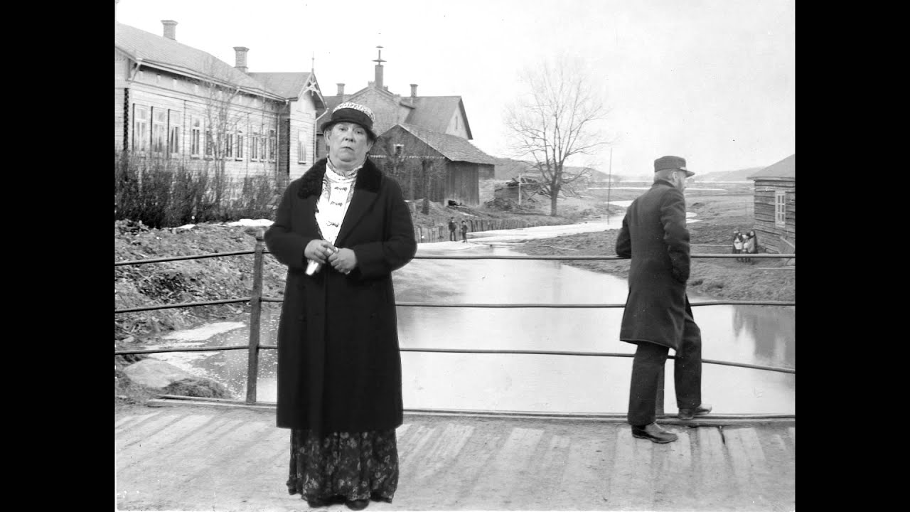 Salon historia rouva Niemisen seurassa
