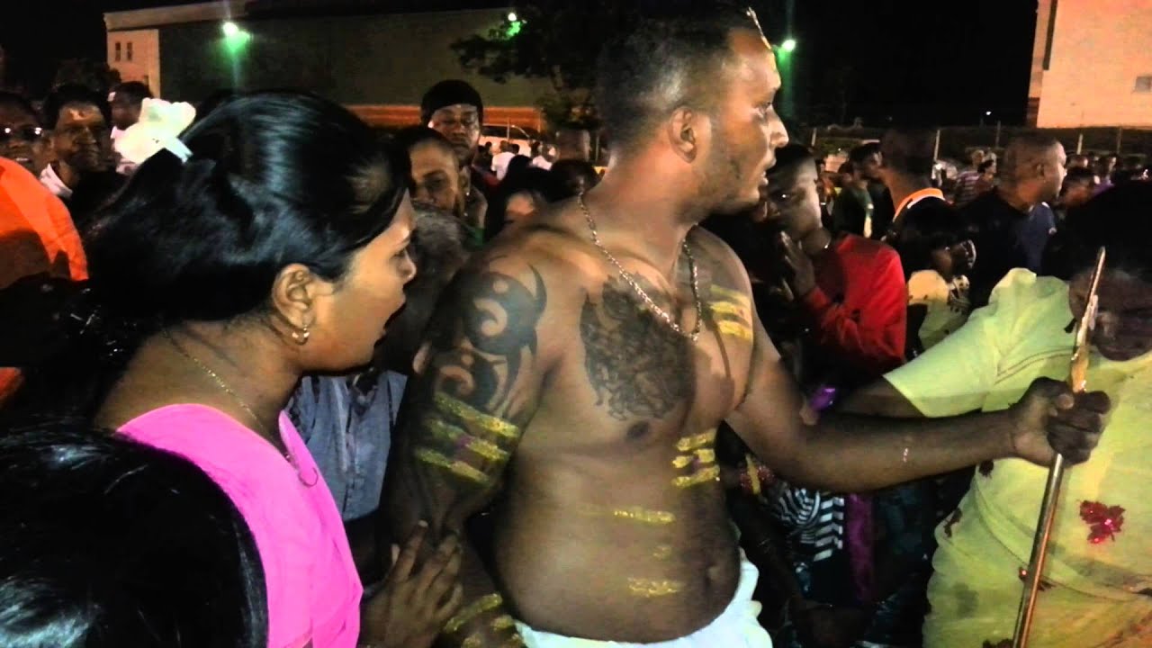 THAI POOSAM KAVADI MOUNT EDGECOMBE 2O15