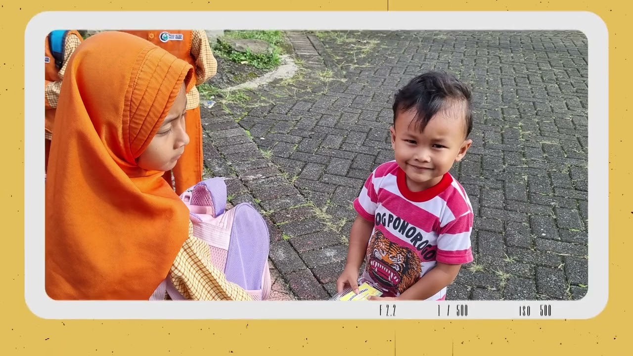 INDAHNYA BERBAGI