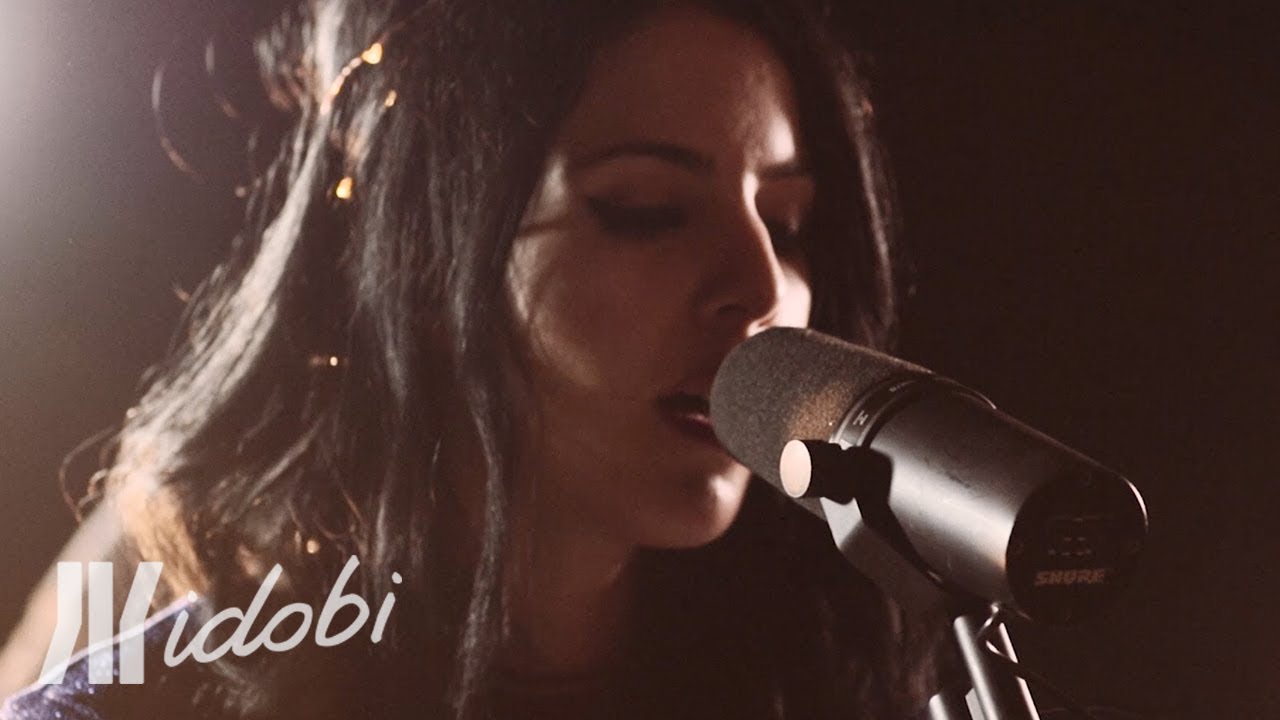 Luna Shadows - "Hallelujah California" (idobi Sessions)