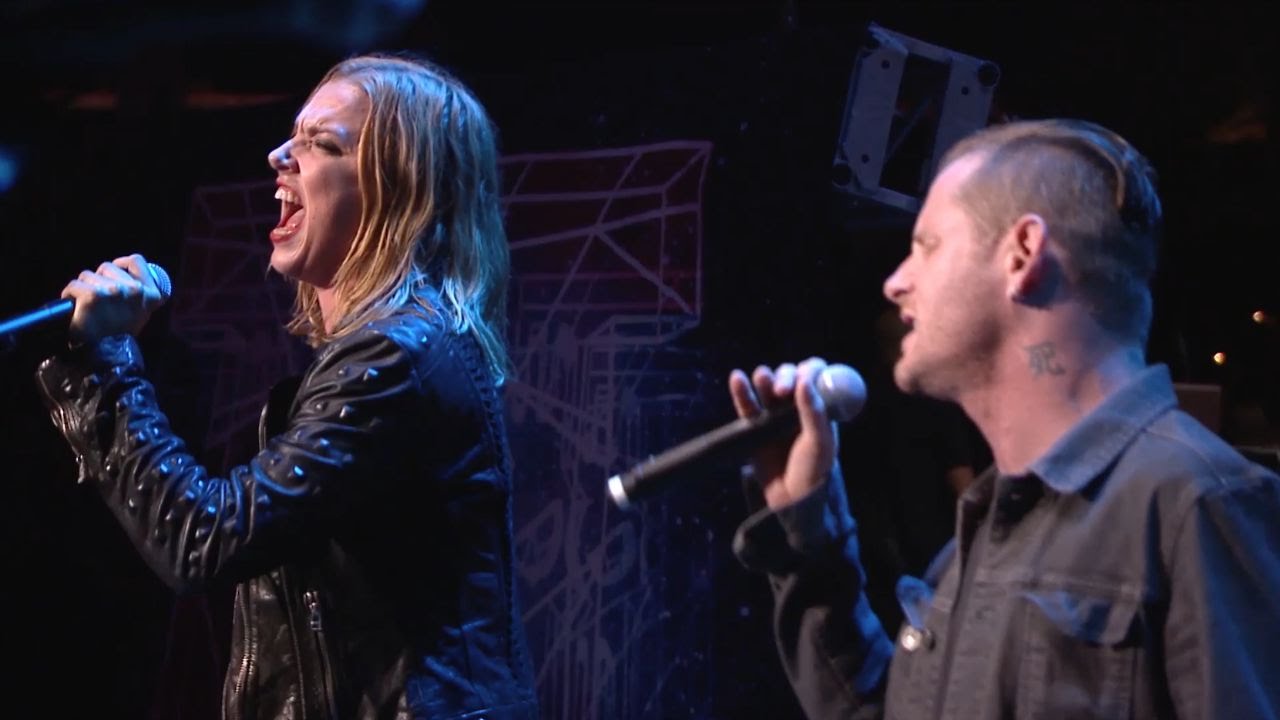 APMAs 2015: Halestorm and Corey Taylor cover 