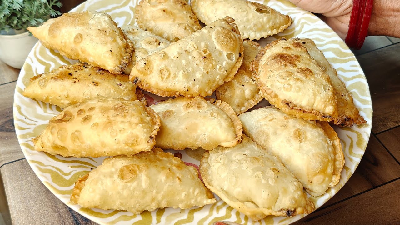 Holi Special  Mawa Suji Gujiya Recipe | Kurkuri aur Tasty Gujiya Ghar Par | Suji Gujiya Recipe