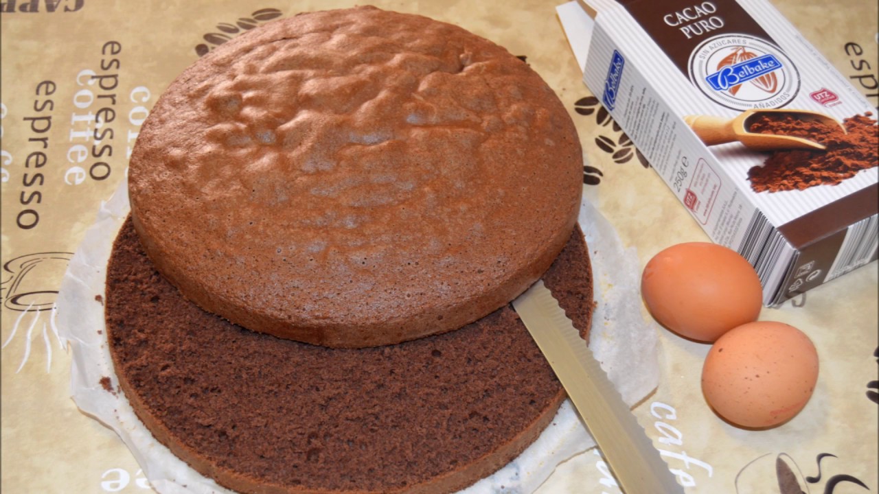 Bizcocho genovés de chocolate (Receta fácil, rápida y rica)