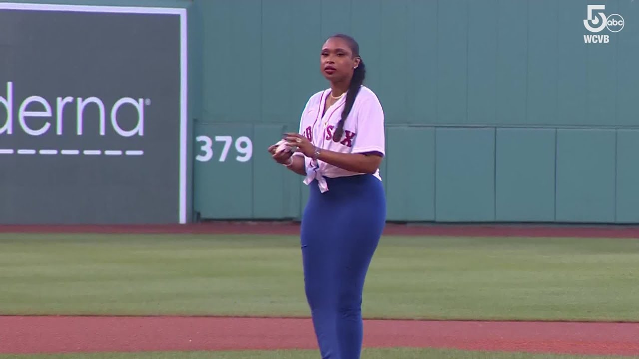 Jennifer Hudson throws out first pitch at Fenway Park