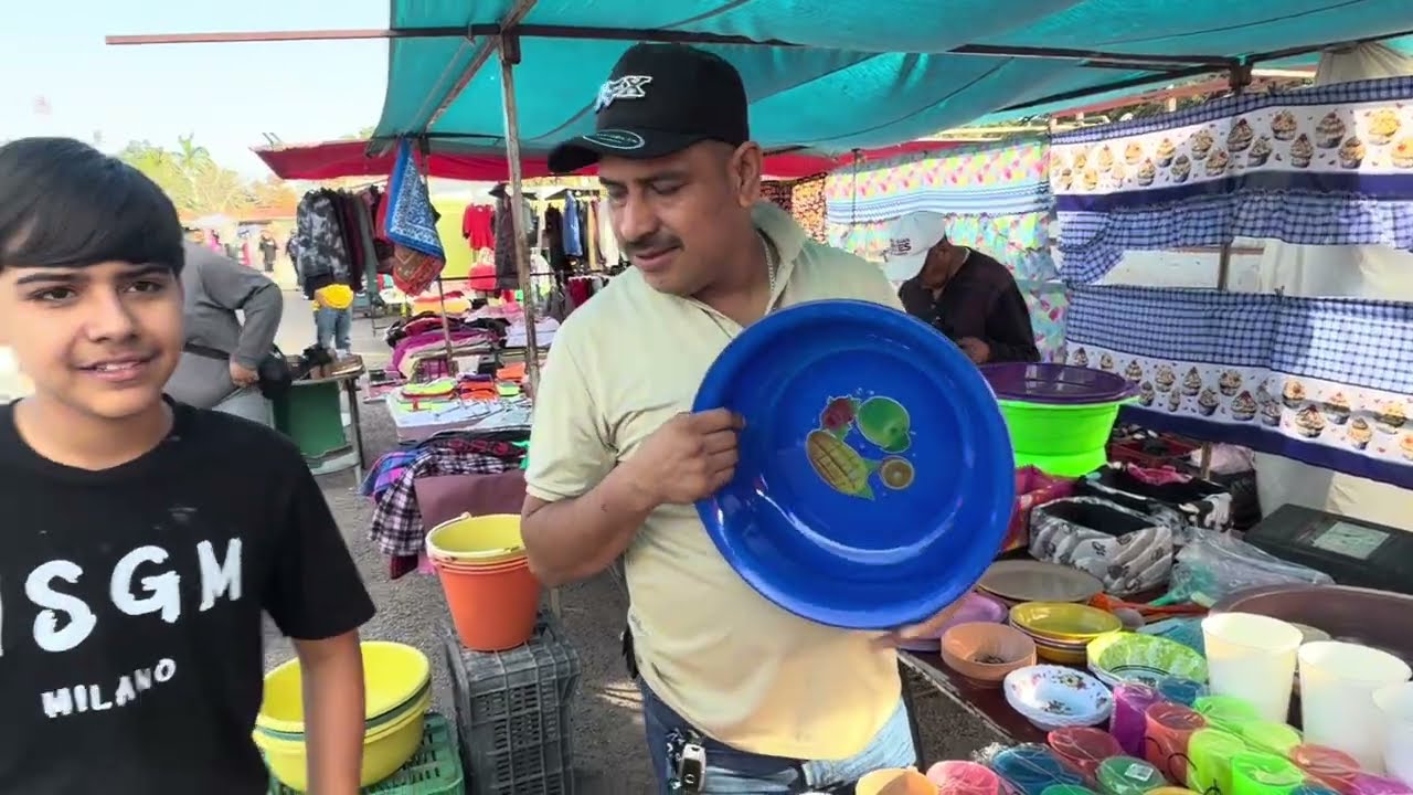 Un día en el tianguis de Navojoa Sonora 