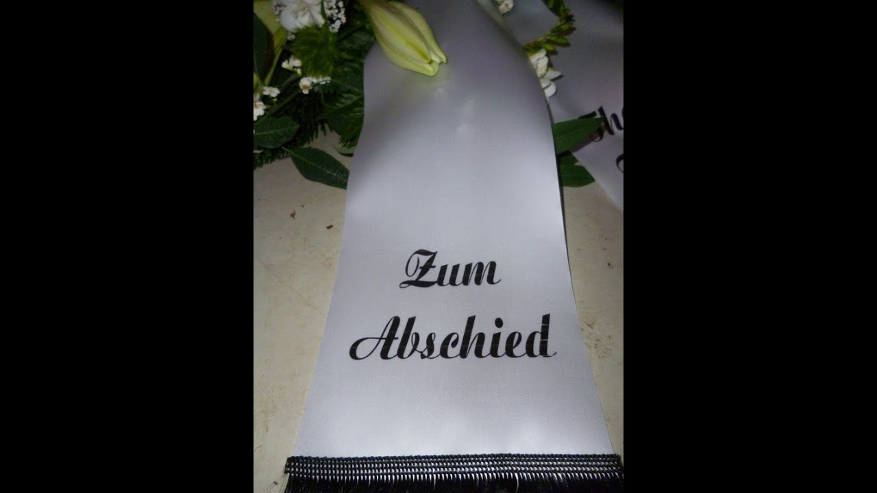 Trauerfloristik Abschied in weiß/Gärtnerei Thöming & Blumen Julia