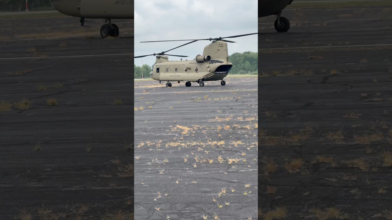 CH47F Chinook Helicopter- Taxi Roll and Departure