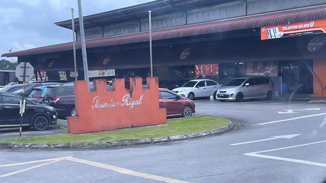 Pergi market bandar riyal 