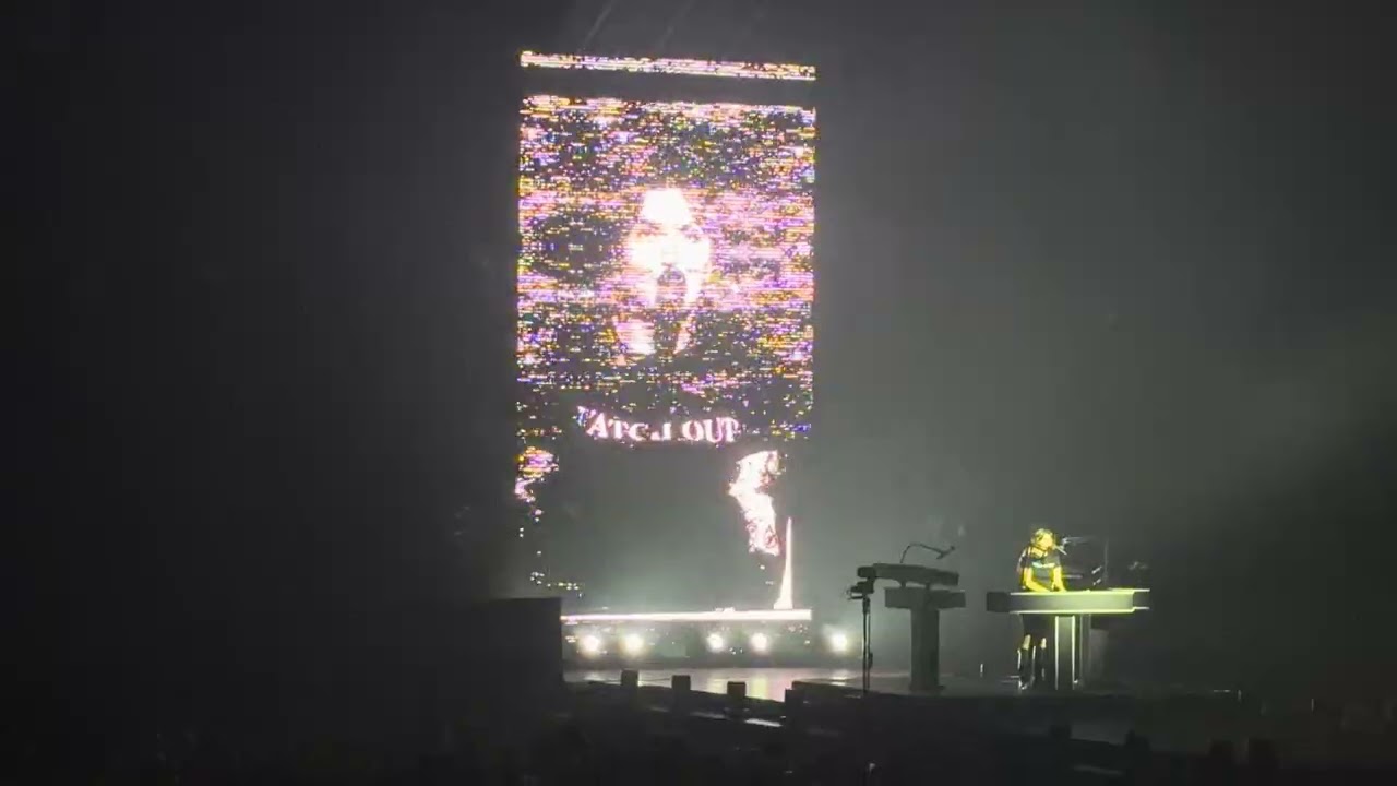 Louane accord arena Paris Bercy 20/02|26 la dernière de la tournée 