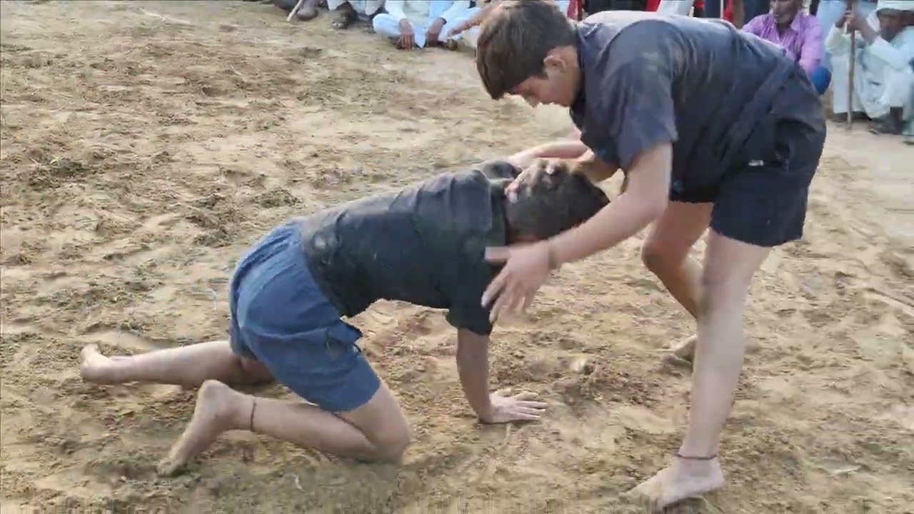 Girls 😱😱 super kusti 💪💪💪