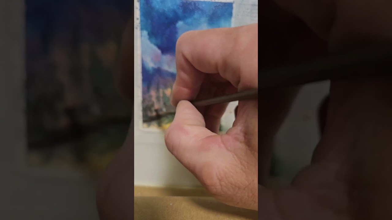 開心畫水彩 森林的深綠與星空的靛藍交織，加入了一點點粉紫色調來平衡冷色系，讓畫面雖然深邃卻不壓抑。​對我來說，畫畫不只是臨摹眼前的景致，更是把那一刻的安靜留下來。​#水彩風景 #DaArtStudio