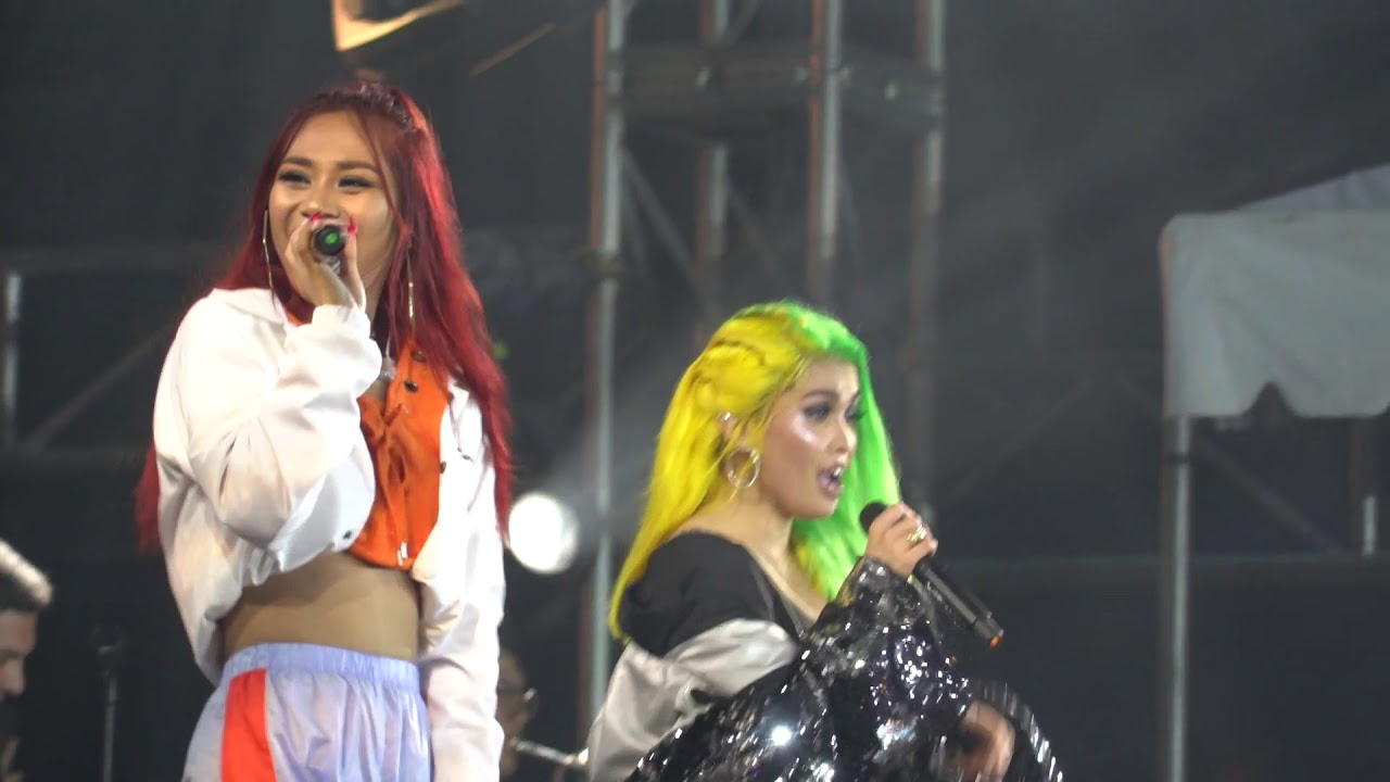 Jessica Sanchez and KZ Tandingan