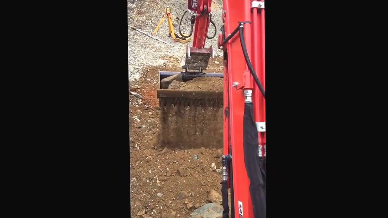 First test of the skeleton bucket.