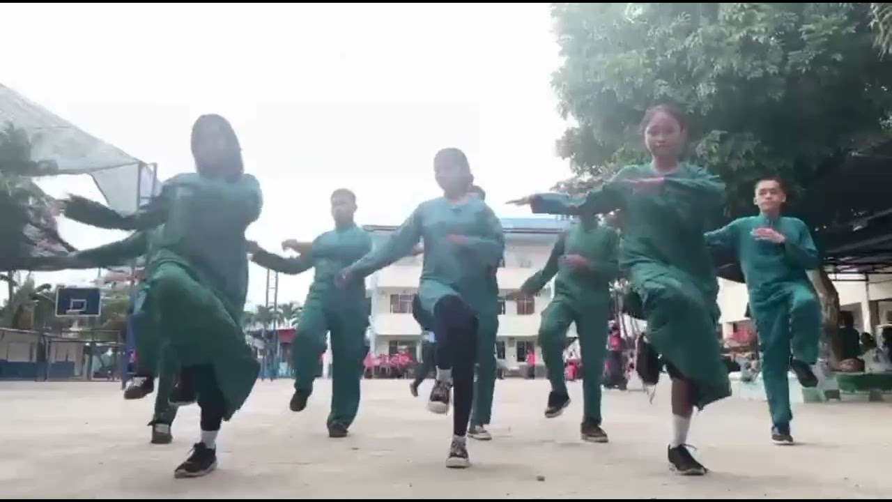 Tugas Praktek Senam | kelompok 4 kelas 9b 
