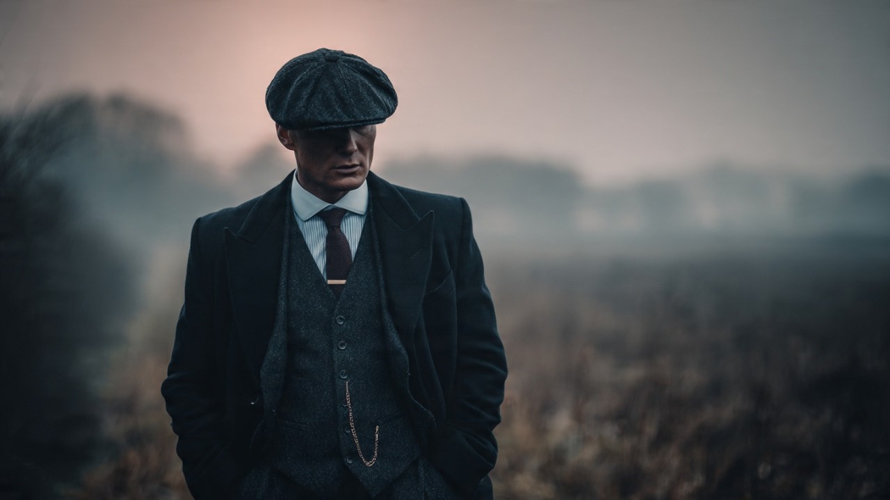 Playlist That Makes You Walk Like You Own The World | Gentlemen Dark Blues