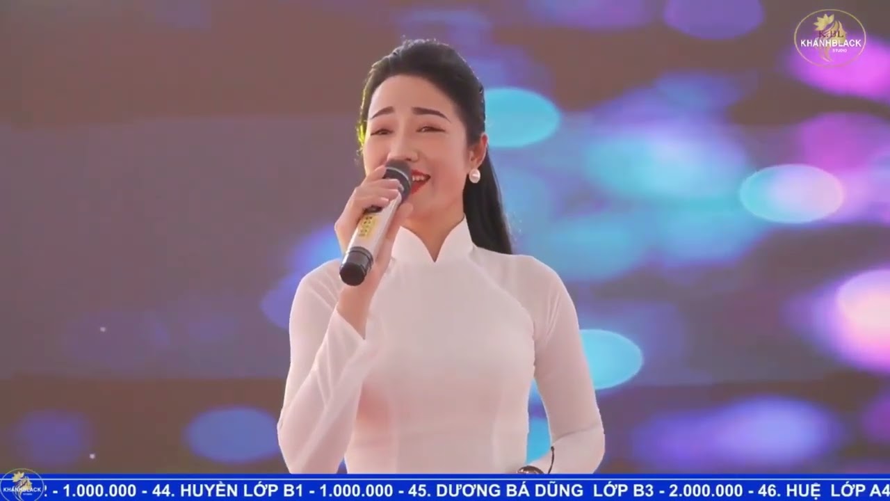 Thăm lại trường xưa