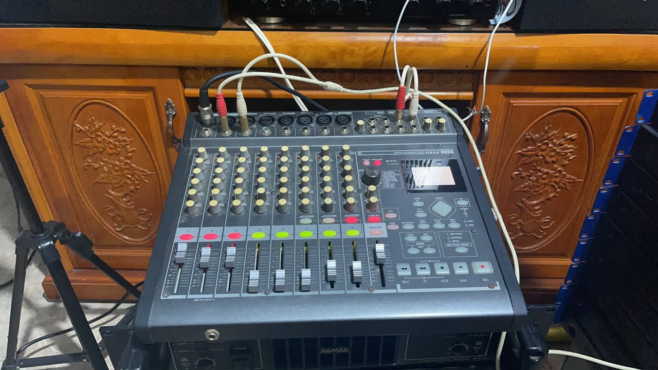 KORG D888  chất âm quá hay