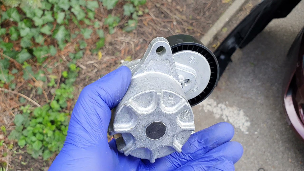 Mercedes C & CLC Class 220 CDI Tensioner & Poly V Belt Change - 4K