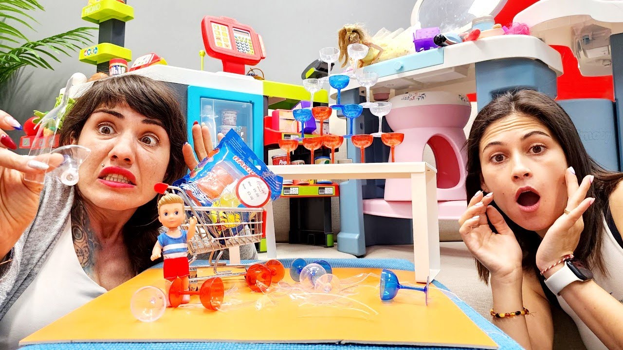 Ayşe ve Ümit - Olamaaaz! Markette bütün bardaklar kırıldı! Kız oyunları