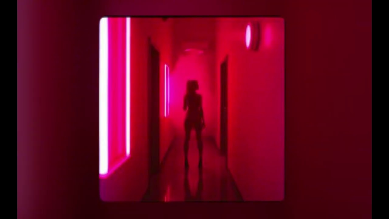 Lola juega con fuego