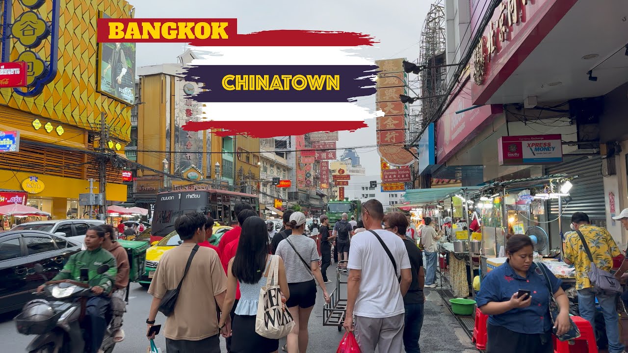 Bangkok’s Yaowarat Chinatown Street Food | Famous Toasted Bread, Roasted Chestnuts & Hot Ginger Soup