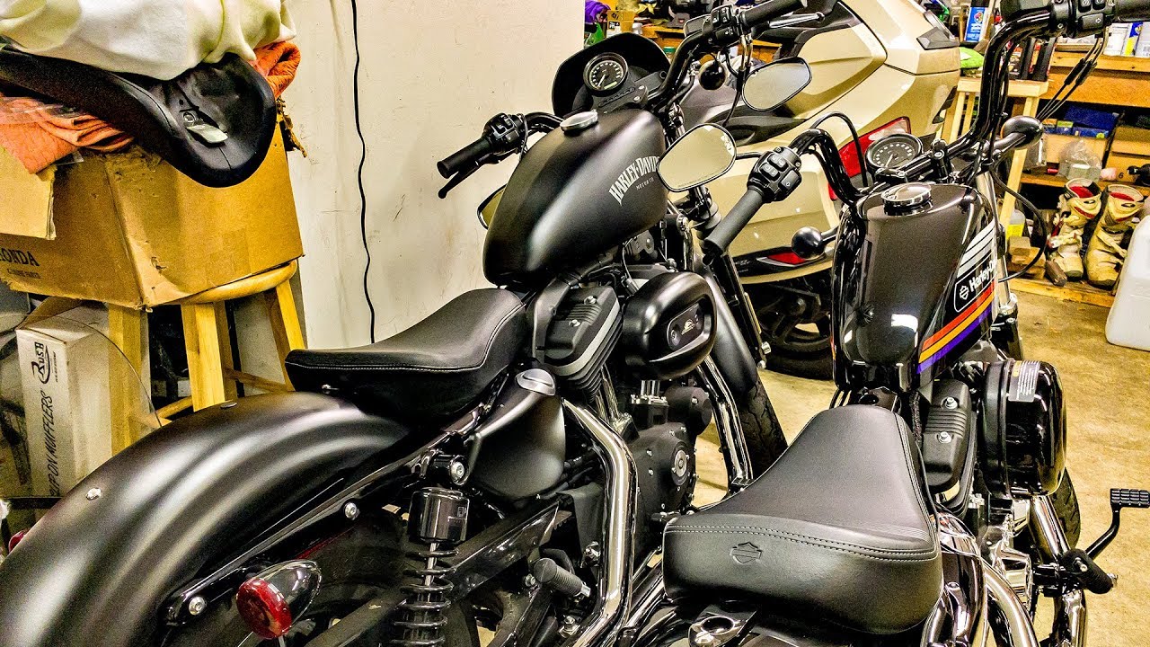 Sportster 48 Seat on Iron!! &bull; Form Over Function! | TheSmoaks Vlog_1084