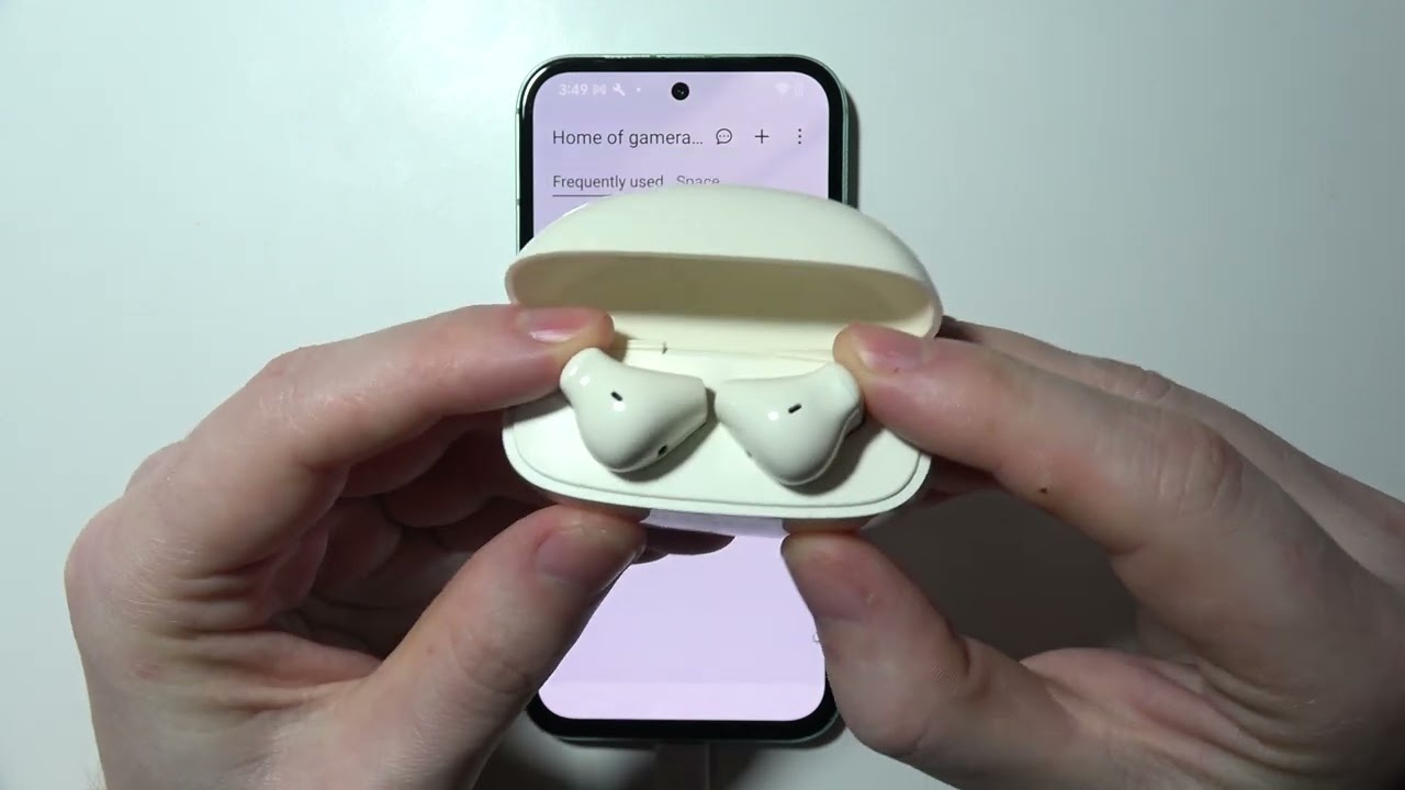 Honor Earbuds X8: как включить режим сопряжения