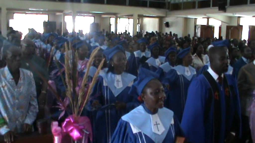 CHORALE EXODE 1 : ENTREE AU MARIAGE DU COUPLE ODIE