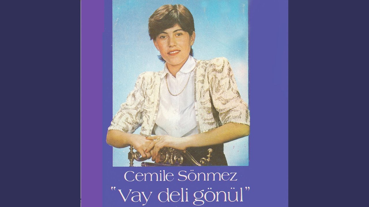 Evlerinin Önü