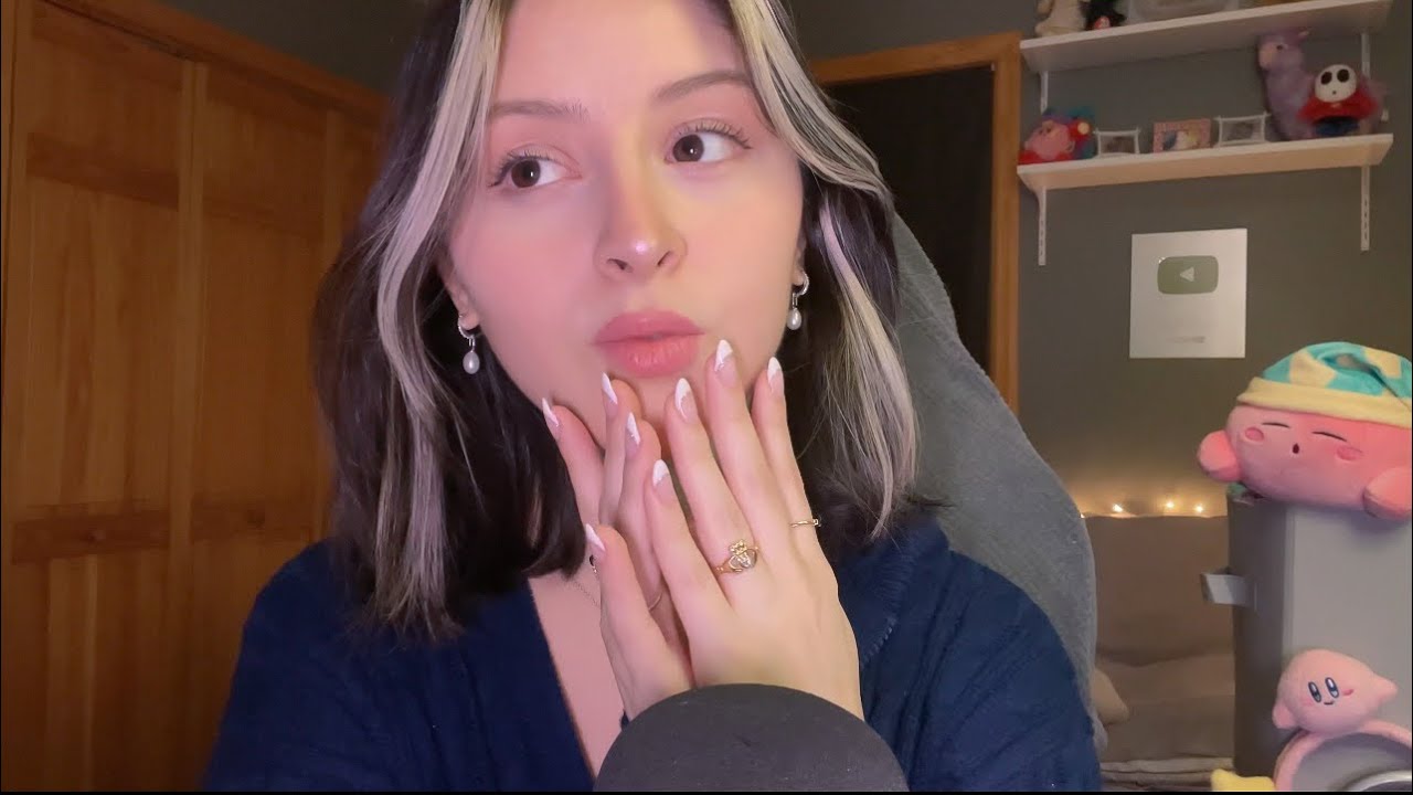 ASMR FAST CLASSIC MOUTH SOUNDS & HAND MOVEMENTS & WHISPERS :)