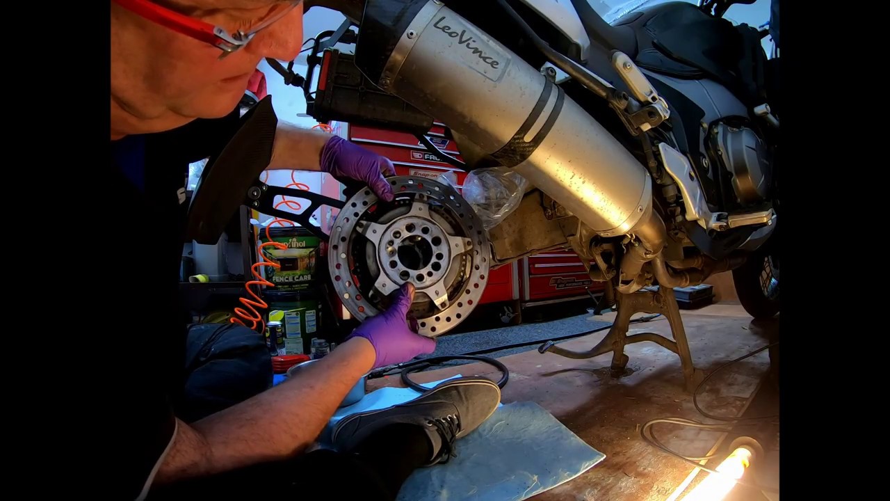 Honda Crosstourer 1200 Splash  guard fitting