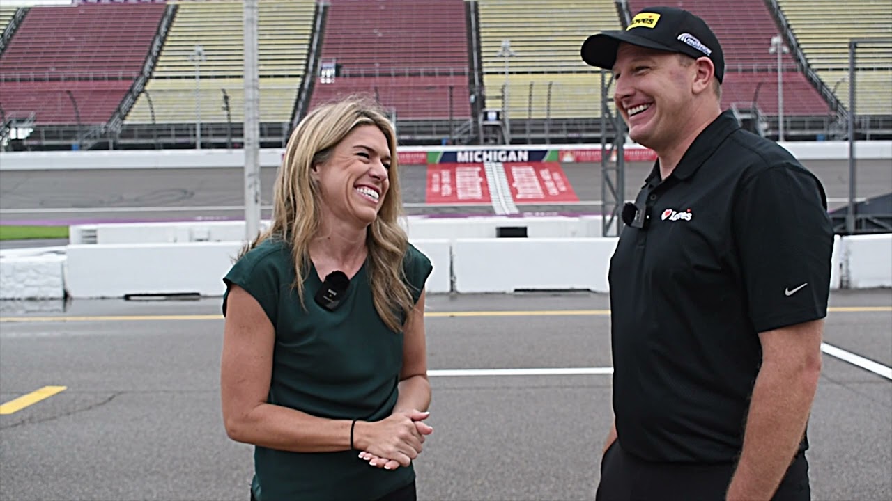 Inside Front Row: Episode 4