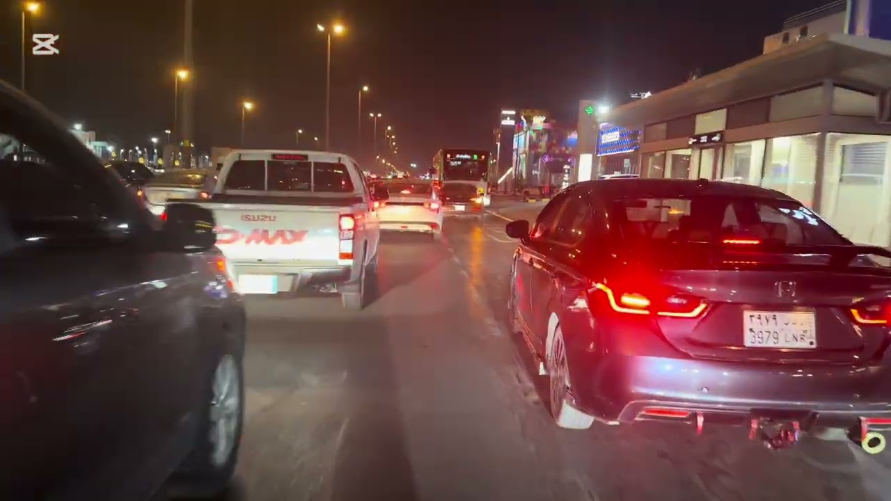 Riyadh Mall #StreetBiker #TwoWheels #riyadh#SA #wheeltherapy #trending 