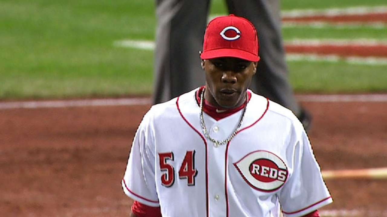 2010 NLDS Gm3: Chapman fires a scoreless ninth