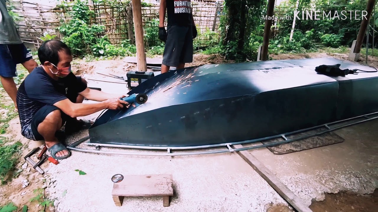 ต่อเรือจากเหล็กแผ่น โดยสล่าบ้านต่งปาห้อย